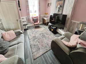 Lounge- click for photo gallery